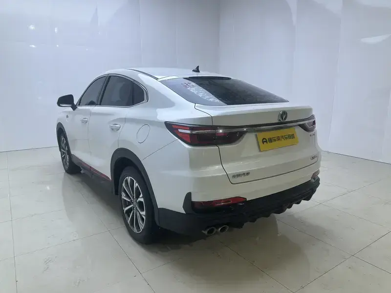 2021 Changan CS85 с пробегом 67 700 км