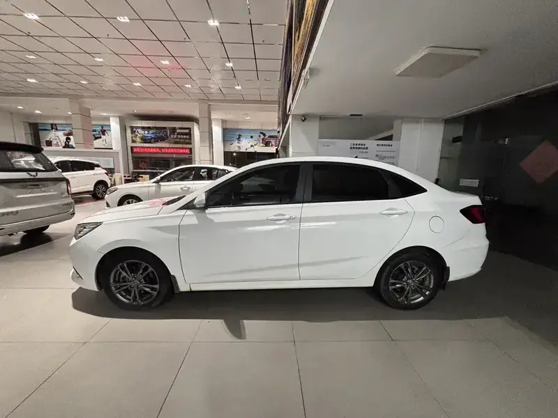 2019 Changan Eado DT с пробегом 93 000 км