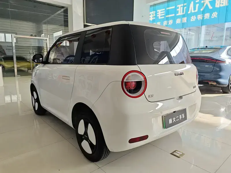 2023 Changan Lumin с пробегом 33 000 км