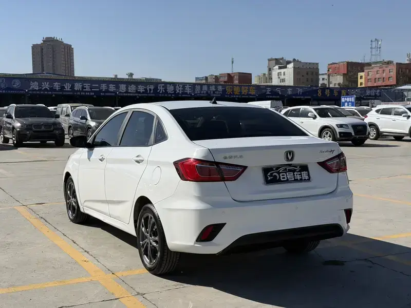 2019 Changan Eado DT с пробегом 100 000 км