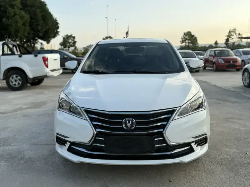2019 Changan Eado DT с пробегом 54 000 км