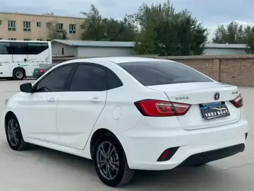 2019 Changan Eado DT с пробегом 17 000 км