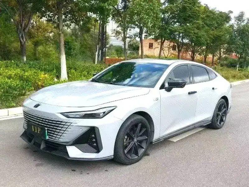 2023 Changan UNI-V с пробегом 58 000 км