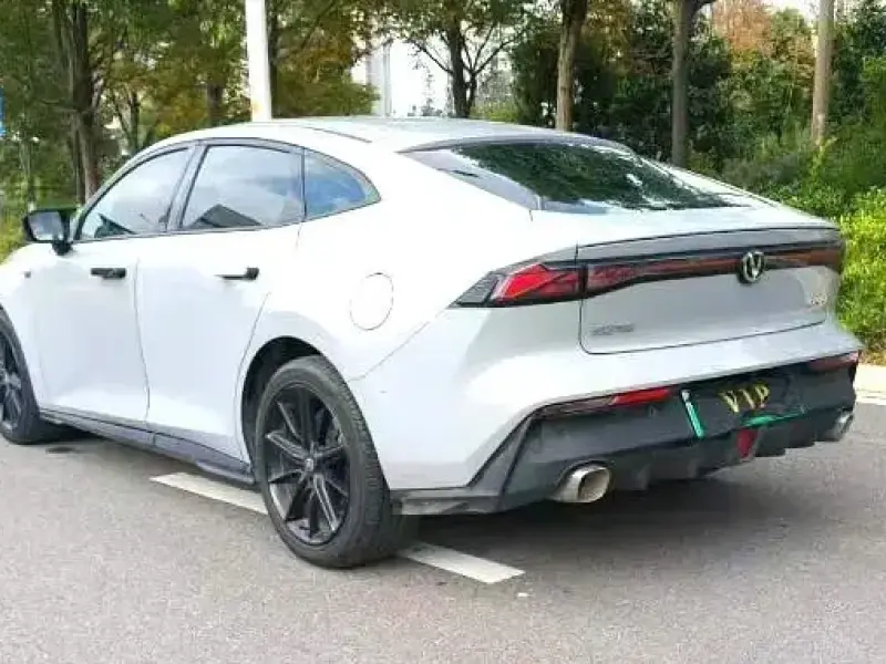 2023 Changan UNI-V с пробегом 58 000 км