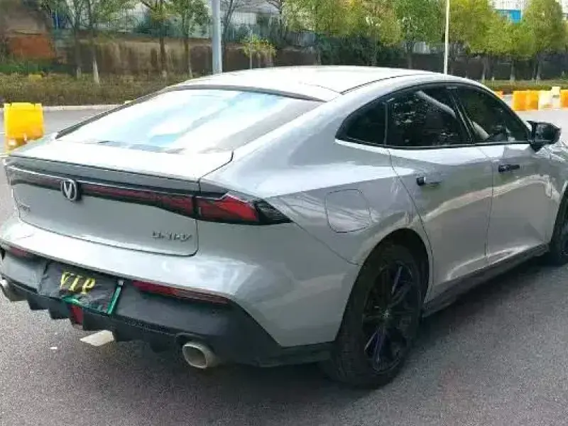 2023 Changan UNI-V с пробегом 58 000 км