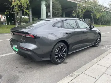 2024 Changan UNI-V с пробегом 100 км