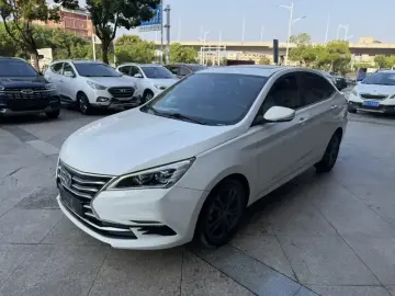 2019 Changan Eado DT с пробегом 36 000 км