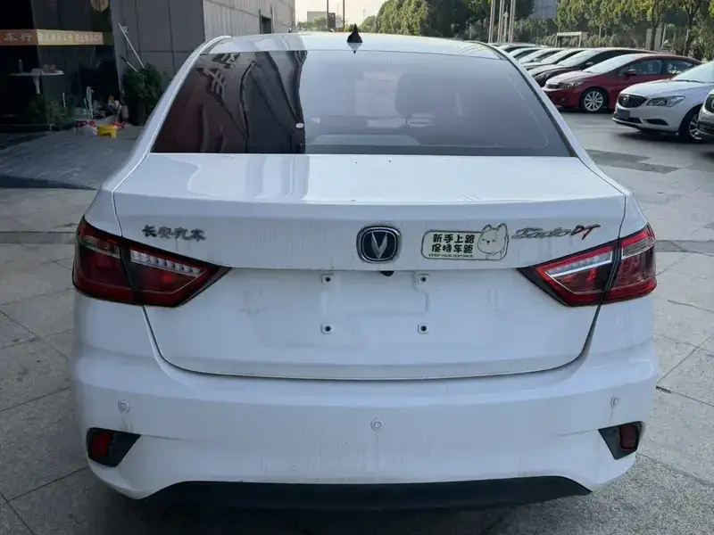 2019 Changan Eado DT с пробегом 36 000 км