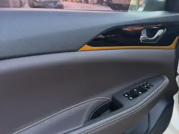 2019 Changan Eado DT с пробегом 36 000 км