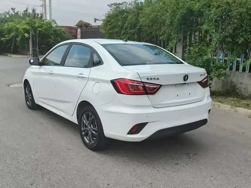 2019 Changan Eado DT с пробегом 60 000 км