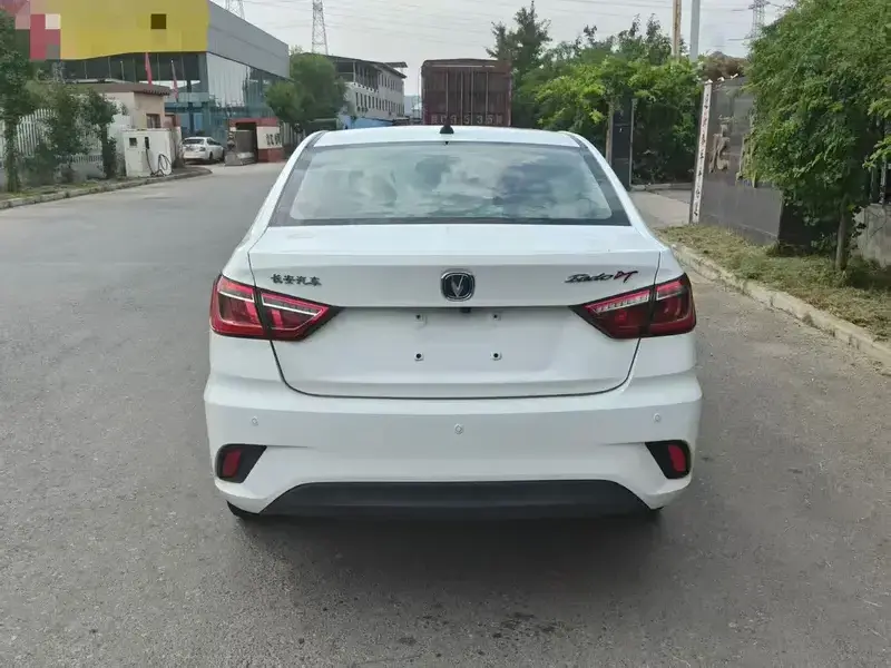 2019 Changan Eado DT с пробегом 60 000 км