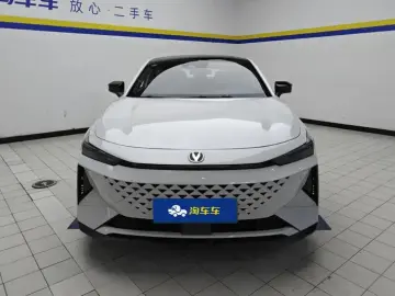 2024 Changan UNI-V с пробегом 300 км