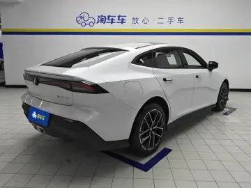 2024 Changan UNI-V с пробегом 300 км