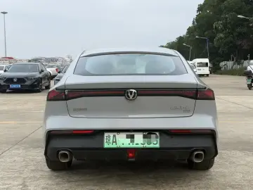 2023 Changan UNI-V с пробегом 40 000 км