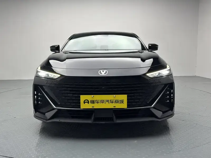 2023 Changan UNI-V с пробегом 55 100 км