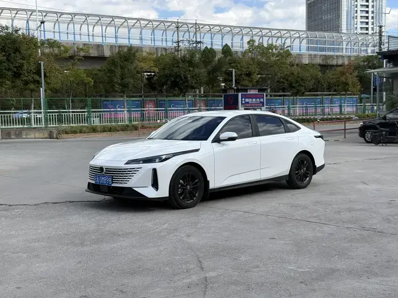 2023 Changan Yida с пробегом 16 000 км