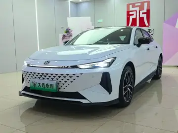 2024 Changan UNI-V с пробегом 8 200 км