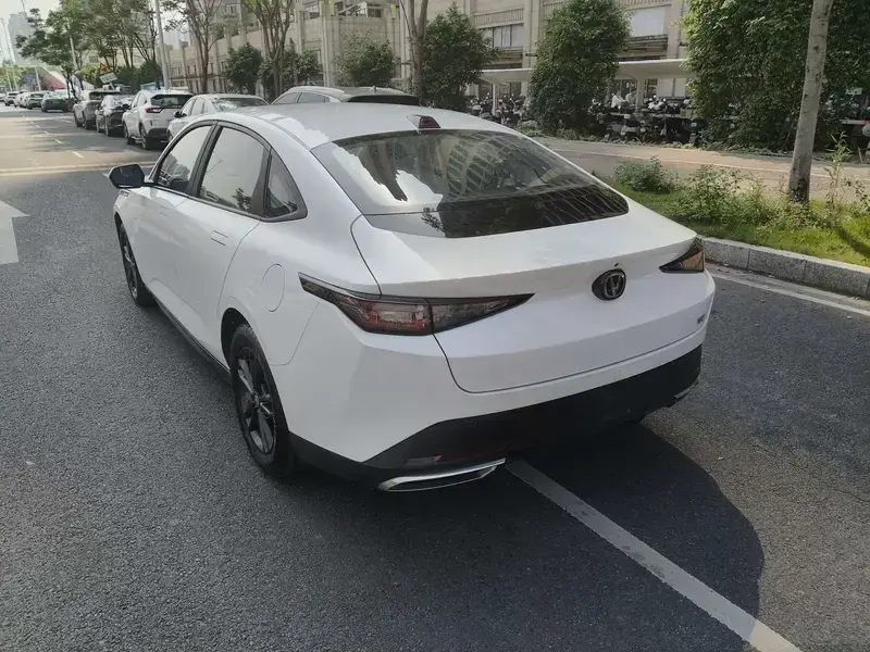 2023 Changan Yida с пробегом 32 000 км