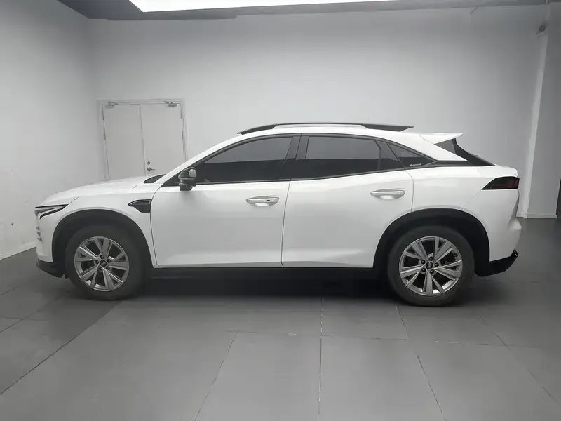 2022 FAW Bestune B70S с пробегом 20 000 км