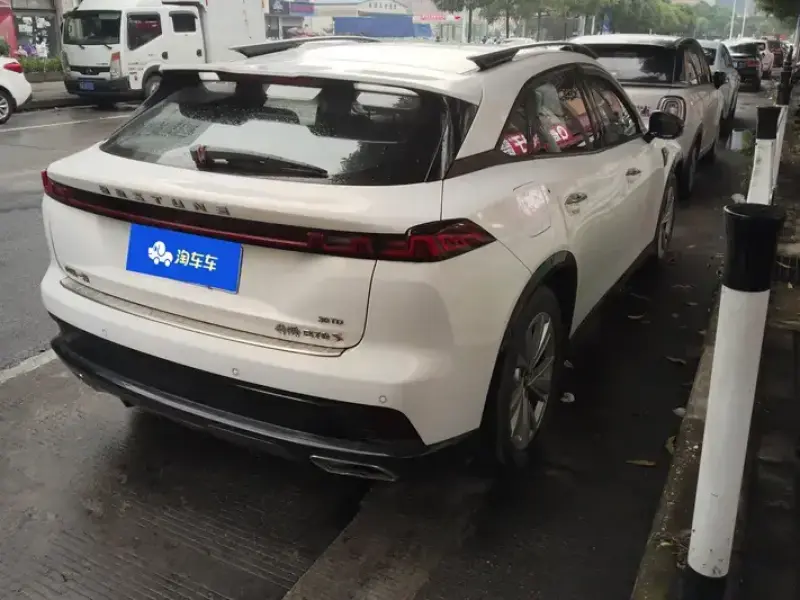 2022 FAW Bestune B70S с пробегом 68 000 км