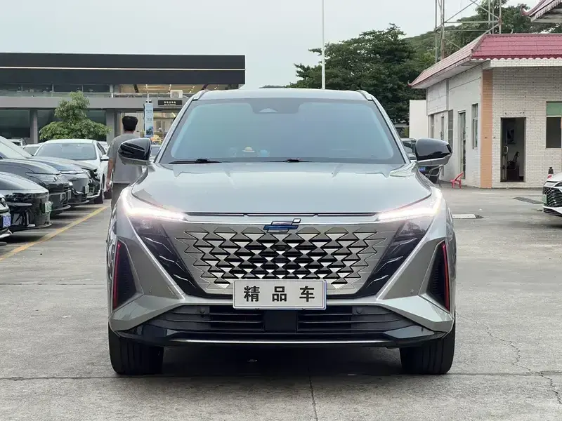 2022 Oshan Z6 с пробегом 20 000 км