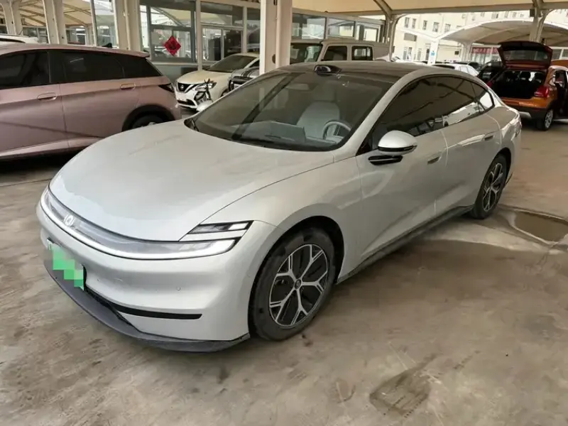2026 Changan Qiyuan A06 с пробегом 13 000 км