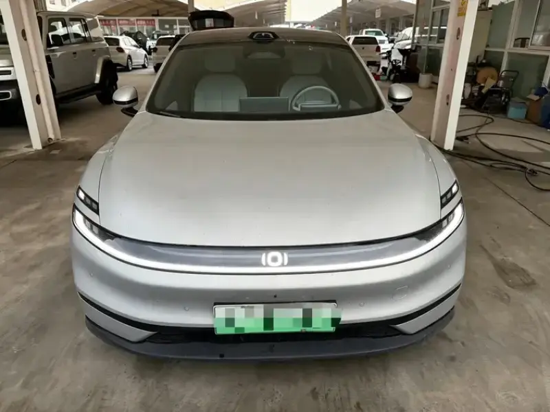 2026 Changan Qiyuan A06 с пробегом 13 000 км