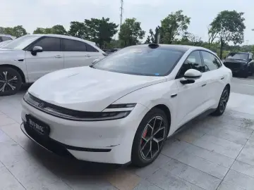 2026 Changan Qiyuan A06 с пробегом 25 000 км
