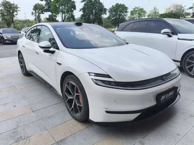 2026 Changan Qiyuan A06 с пробегом 25 000 км