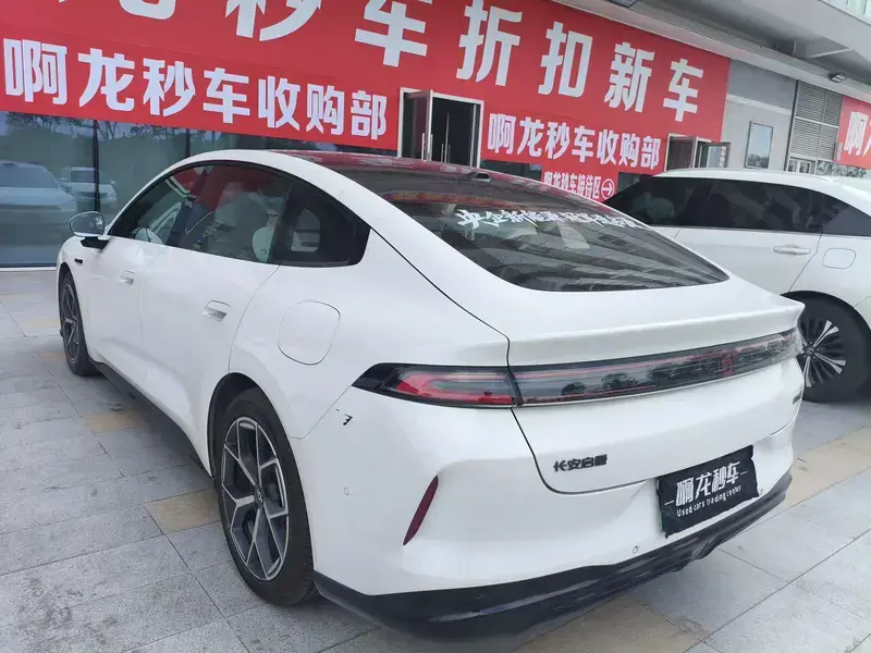 2026 Changan Qiyuan A06 с пробегом 25 000 км