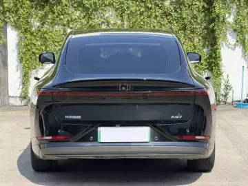 2024 Changan Qiyuan A07 с пробегом 117 000 км