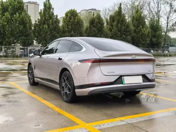 2024 Changan Qiyuan A07 с пробегом 52 000 км