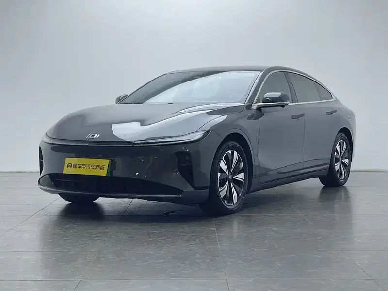 2023 Changan Qiyuan A07 с пробегом 49 600 км