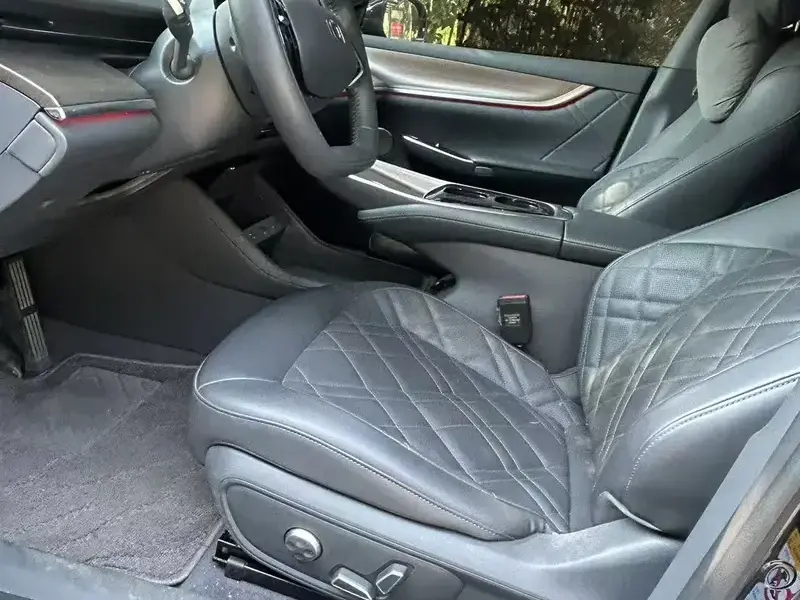 2024 Changan Qiyuan A07 с пробегом 10 000 км