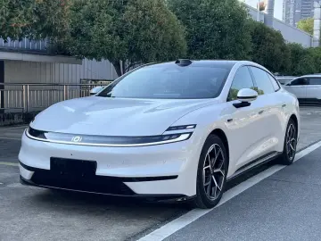 2026 Changan Qiyuan A06 с пробегом 27 000 км