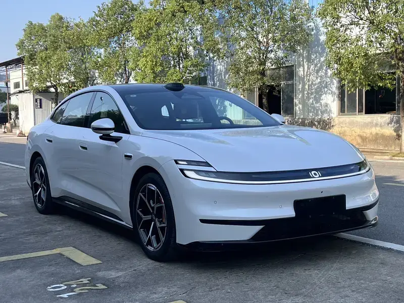 2026 Changan Qiyuan A06 с пробегом 27 000 км