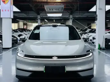 2026 Changan Qiyuan A06 с пробегом 1 000 км