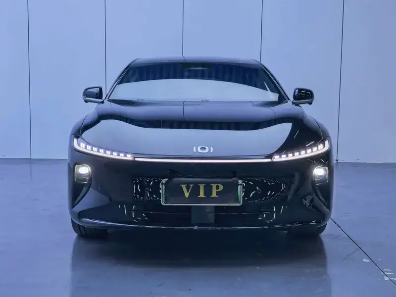 2025 Changan Qiyuan A07 с пробегом 23 000 км