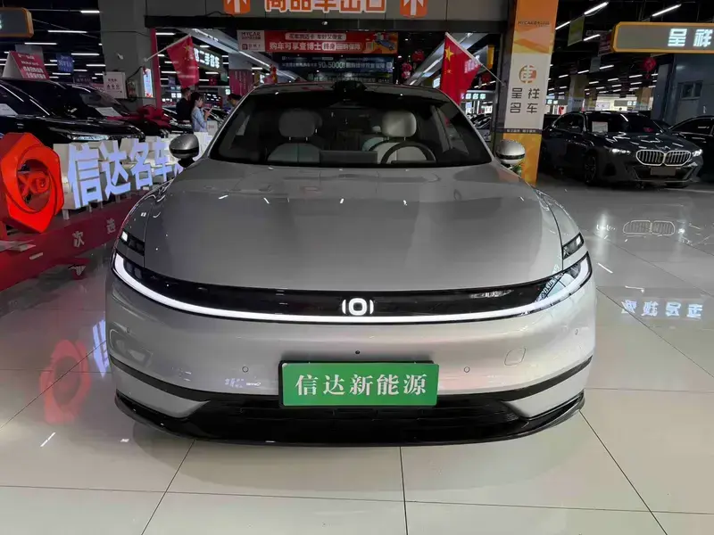 2026 Changan Qiyuan A06 с пробегом 17 000 км