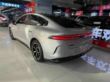 2026 Changan Qiyuan A06 с пробегом 17 000 км