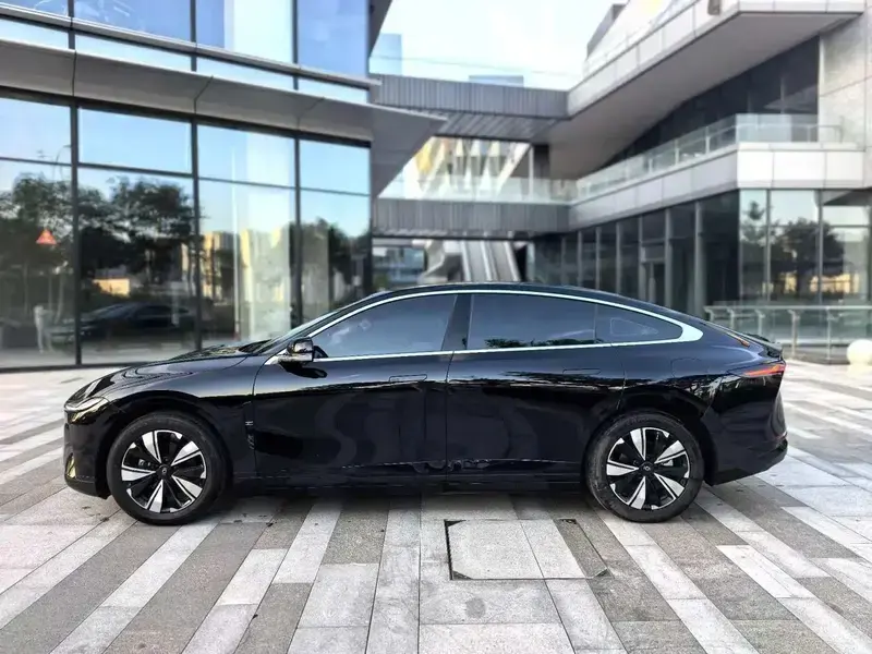 2025 Changan Qiyuan A07 с пробегом 8 800 км
