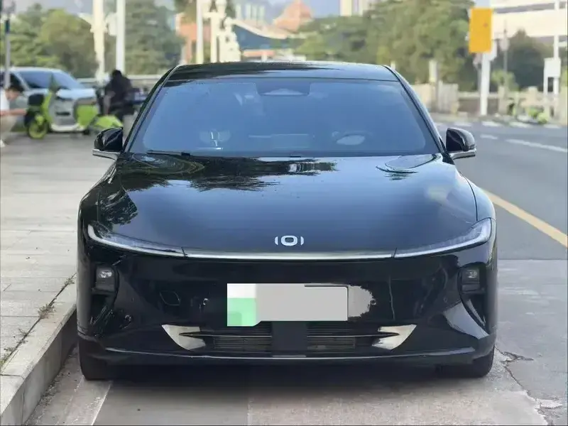 2024 Changan Qiyuan A07 с пробегом 18 000 км