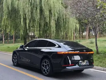 2026 Changan Qiyuan A07 с пробегом 21 000 км