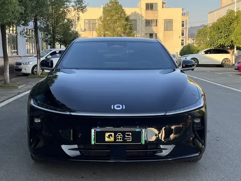 2025 Changan Qiyuan A07 с пробегом 28 000 км