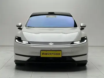 2026 Changan Qiyuan A06 с пробегом 15 100 км