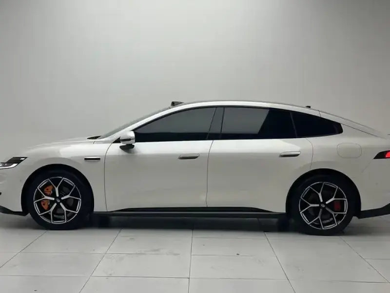 2026 Changan Qiyuan A06 с пробегом 15 100 км