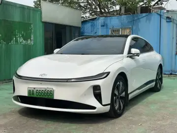2023 Changan Qiyuan A07 с пробегом 35 000 км