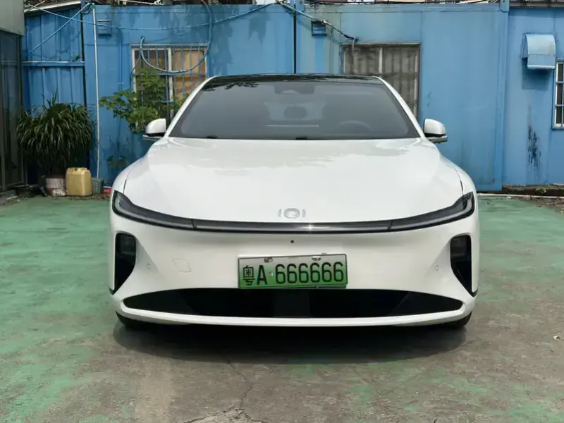 2023 Changan Qiyuan A07 с пробегом 35 000 км