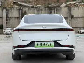 2023 Changan Qiyuan A07 с пробегом 38 000 км