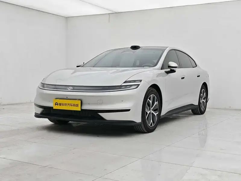 2026 Changan Qiyuan A06 с пробегом 1 700 км